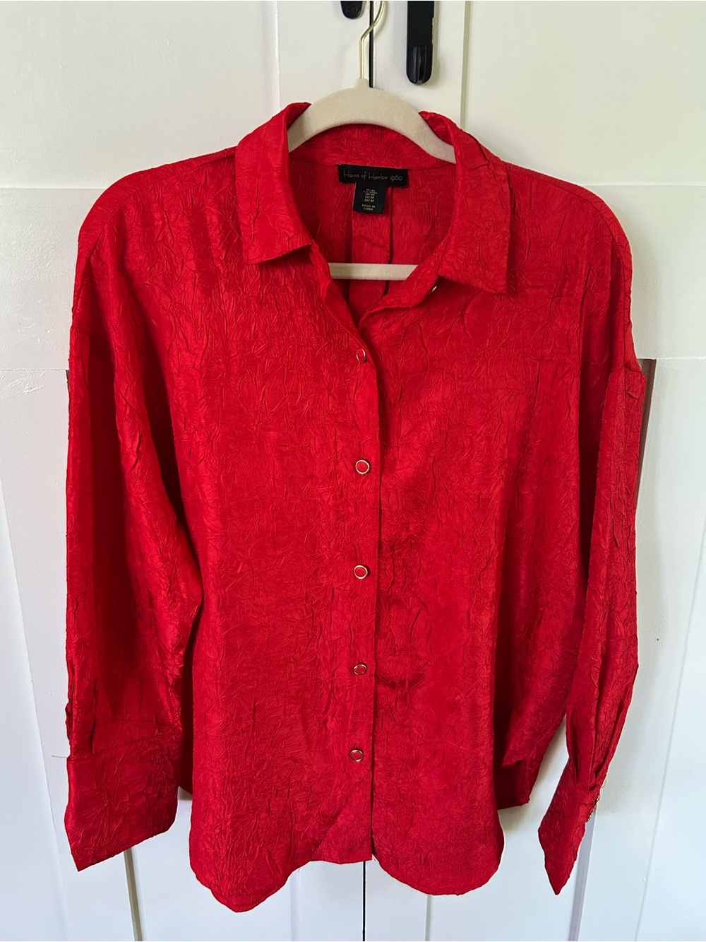 House of Harlow 1960 Red Crinkle Button-Up Blouse Medium